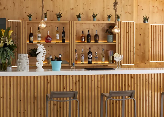 Carcavelos Beach Hotel Szálloda Carcavelos