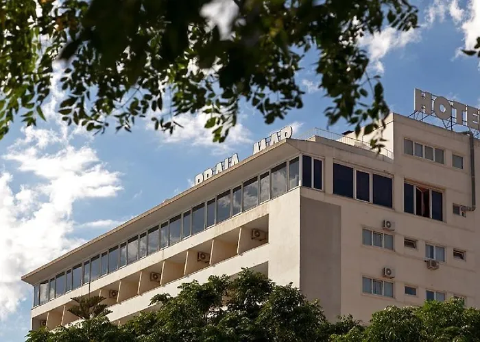 Carcavelos Beach Hotel Szálloda