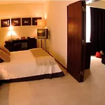 Carcavelos Beach Hotel Hotell 4*