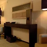 Carcavelos Beach Hotel 4*