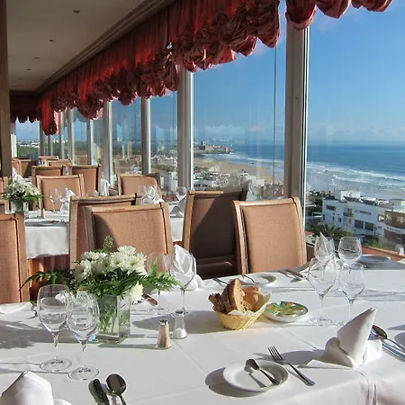 Carcavelos Beach Hotel 4* קרקבלוס