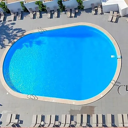Carcavelos Beach Hotel 4* קרקבלוס