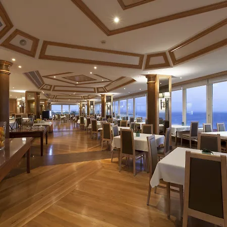 מלון Carcavelos Beach Hotel קרקבלוס