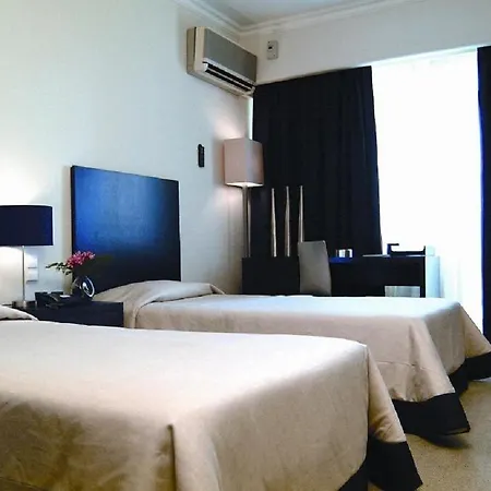 Carcavelos Beach Hotel מלון קרקבלוס
