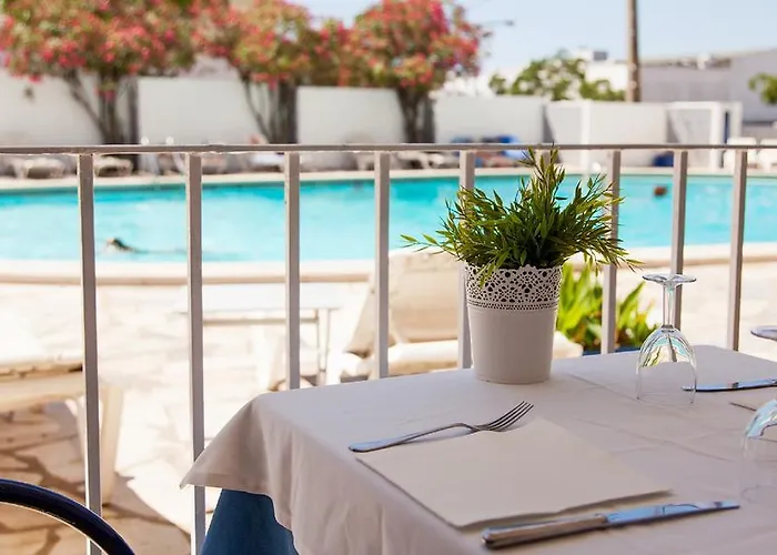 Hotel Carcavelos Beach Hotel 4*