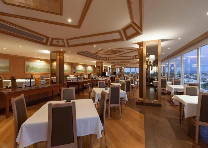 Carcavelos Beach Hotel 4* Carcavelos (Lisbon)